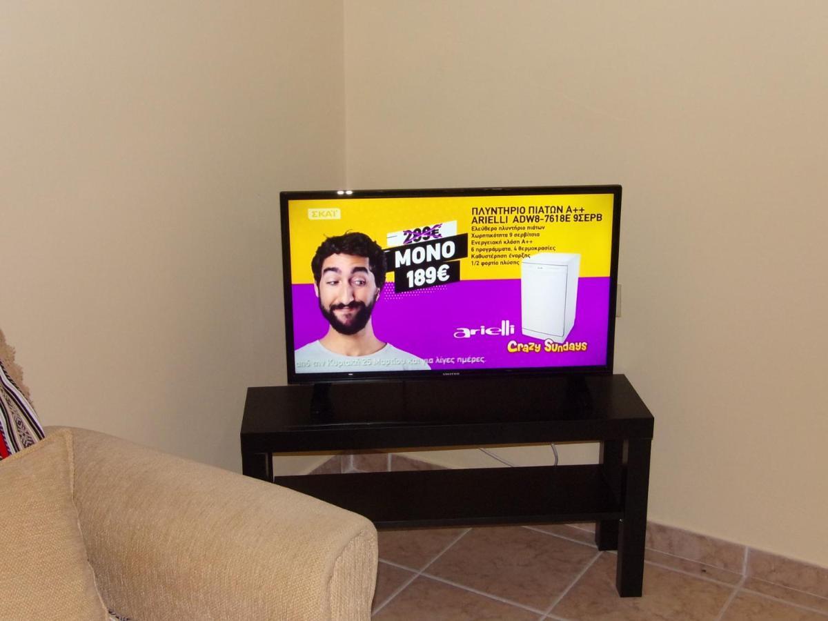 George'S Apartment Ипсос Екстериор снимка