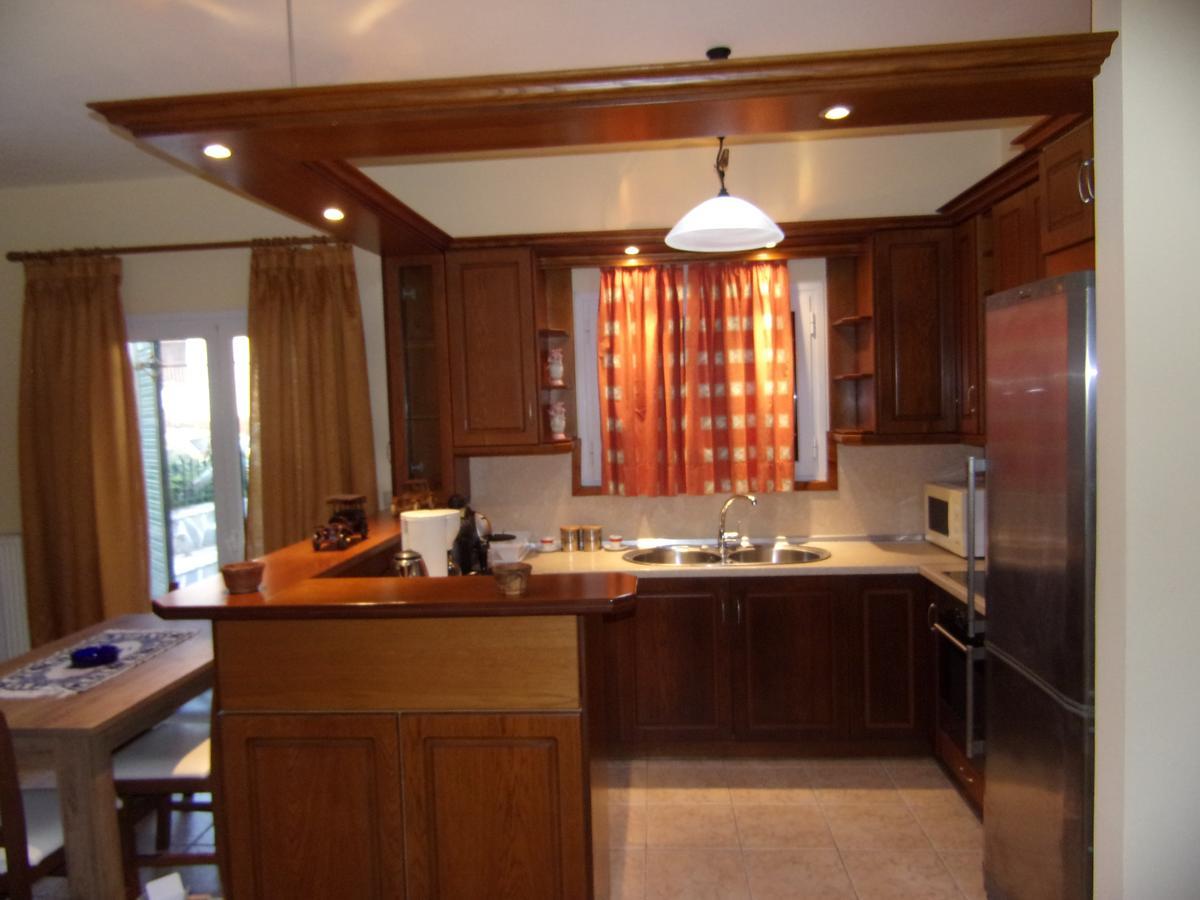 George'S Apartment Ипсос Екстериор снимка
